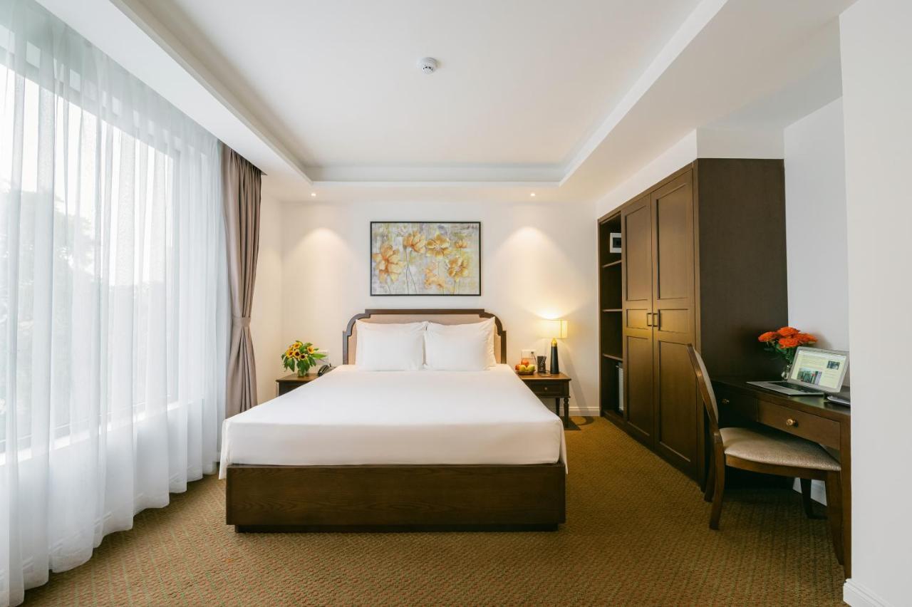 Marigold Hotel Hanoi Bagian luar foto