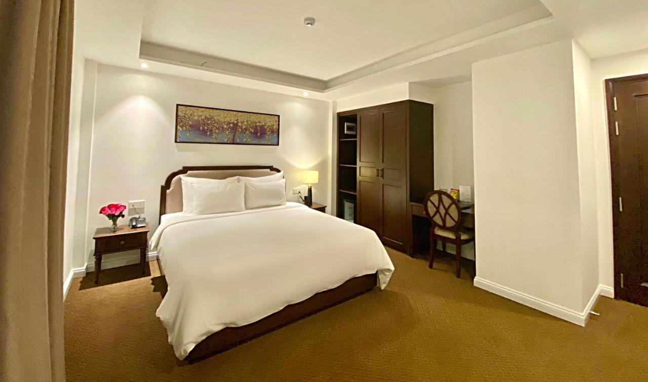 Marigold Hotel Hanoi Bagian luar foto