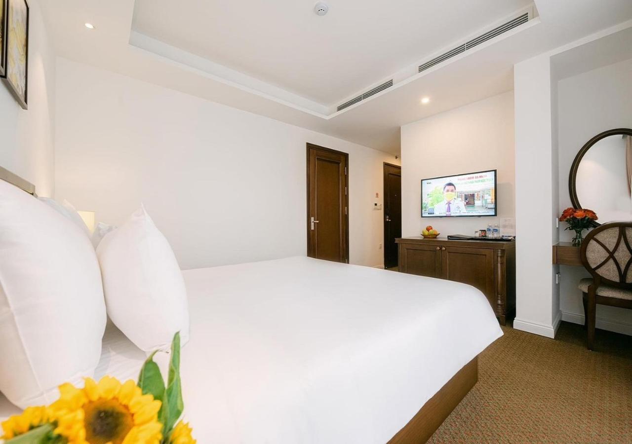Marigold Hotel Hanoi Bagian luar foto