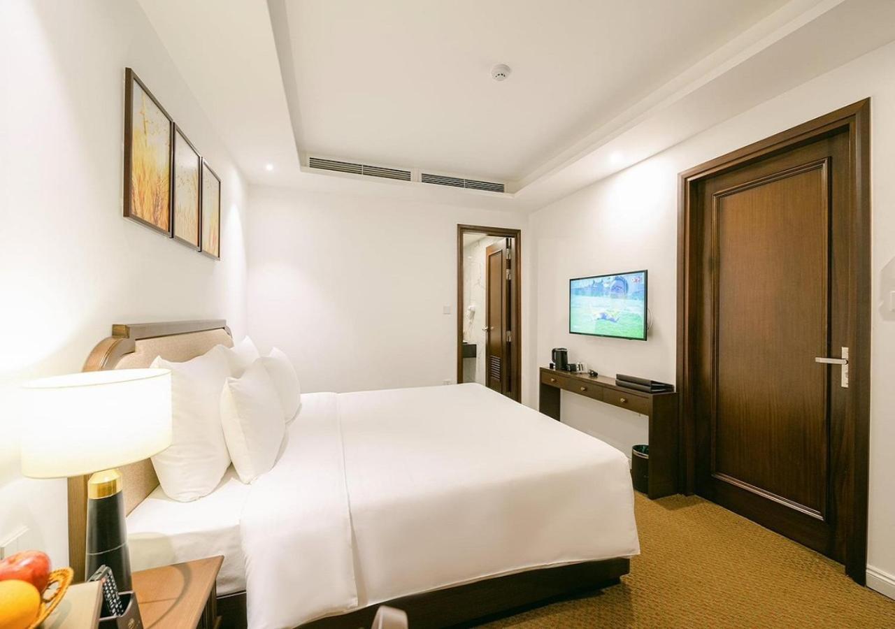Marigold Hotel Hanoi Bagian luar foto